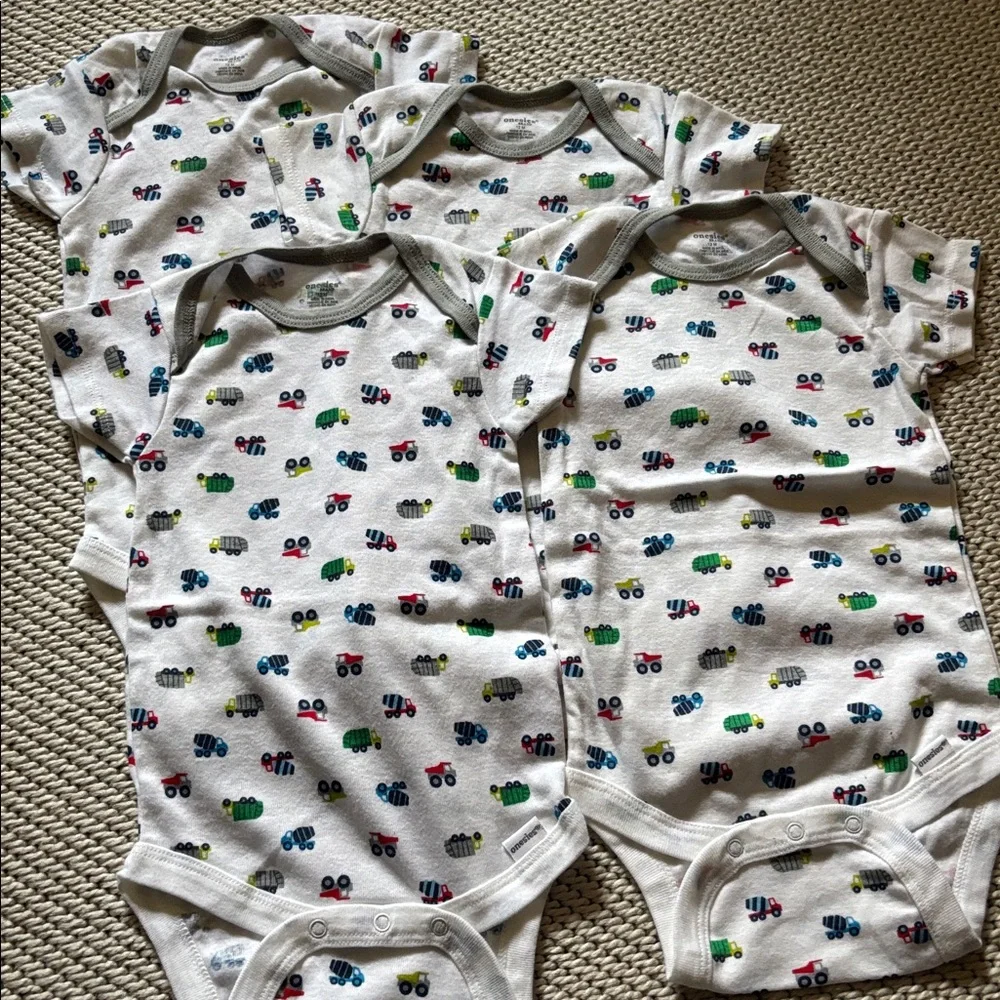 Onesies 4 infant boys new size 12 months cotton snaps